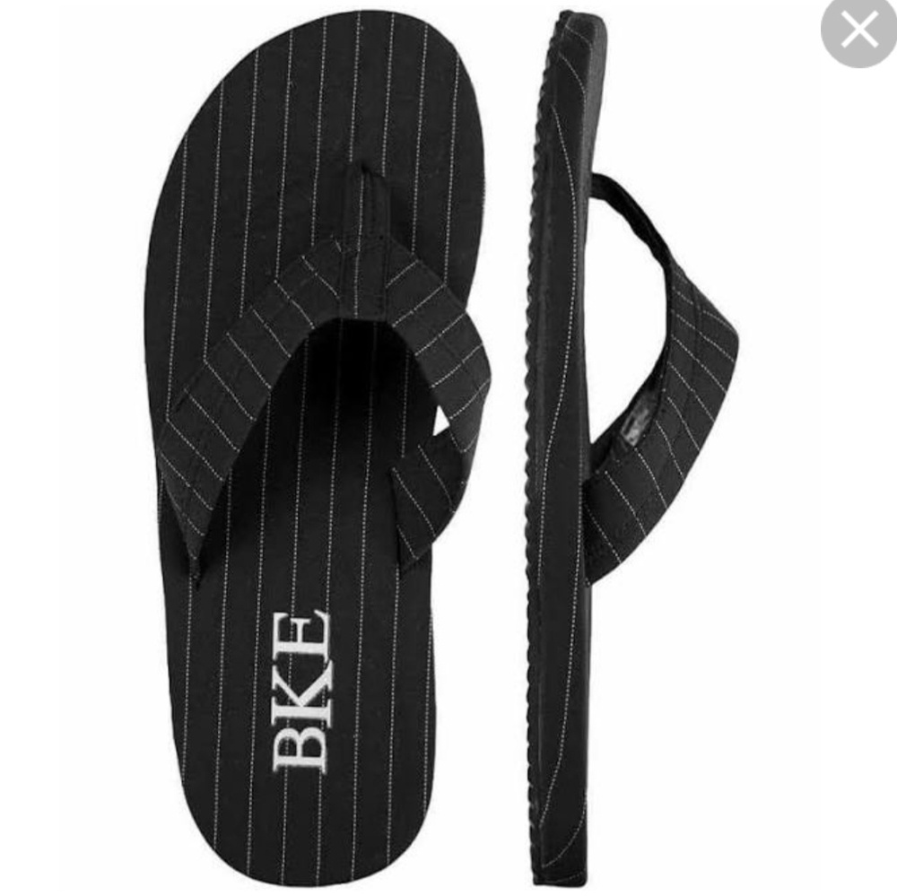 🎉SALE🎉🆕 BKE Pinstripe Flip